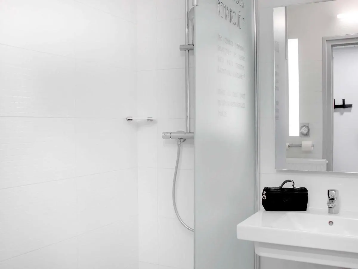 Hotel Ibis Styles Clermont-Ferrand Gare 3*,  Francie